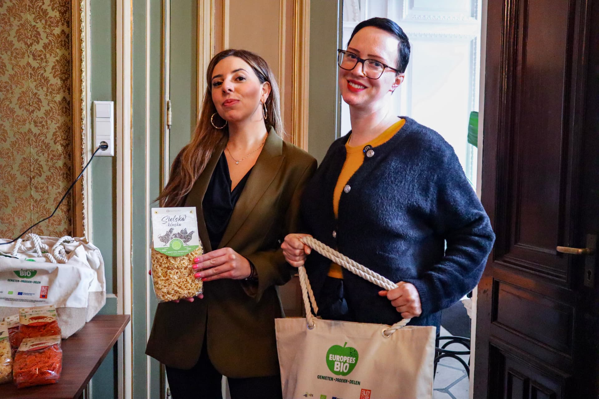 European Organic Food — brand applications
